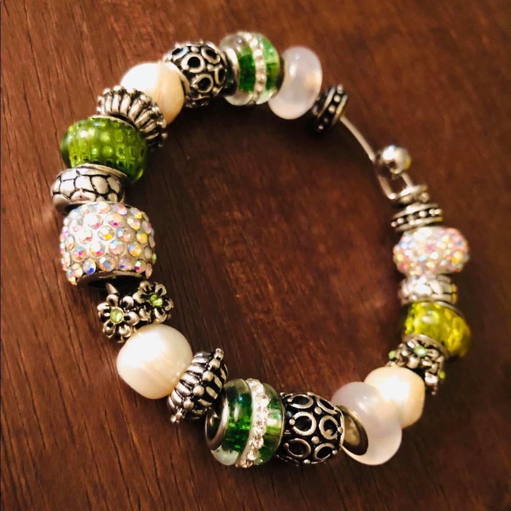 💚Emerald Essence💚